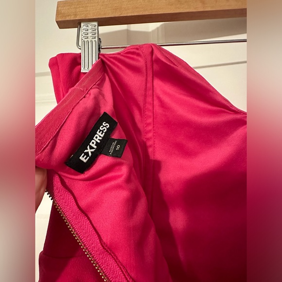 Express strapless sweetheart neckline jumpsuit magenta hot Barbie pink - Picture 5 of 8